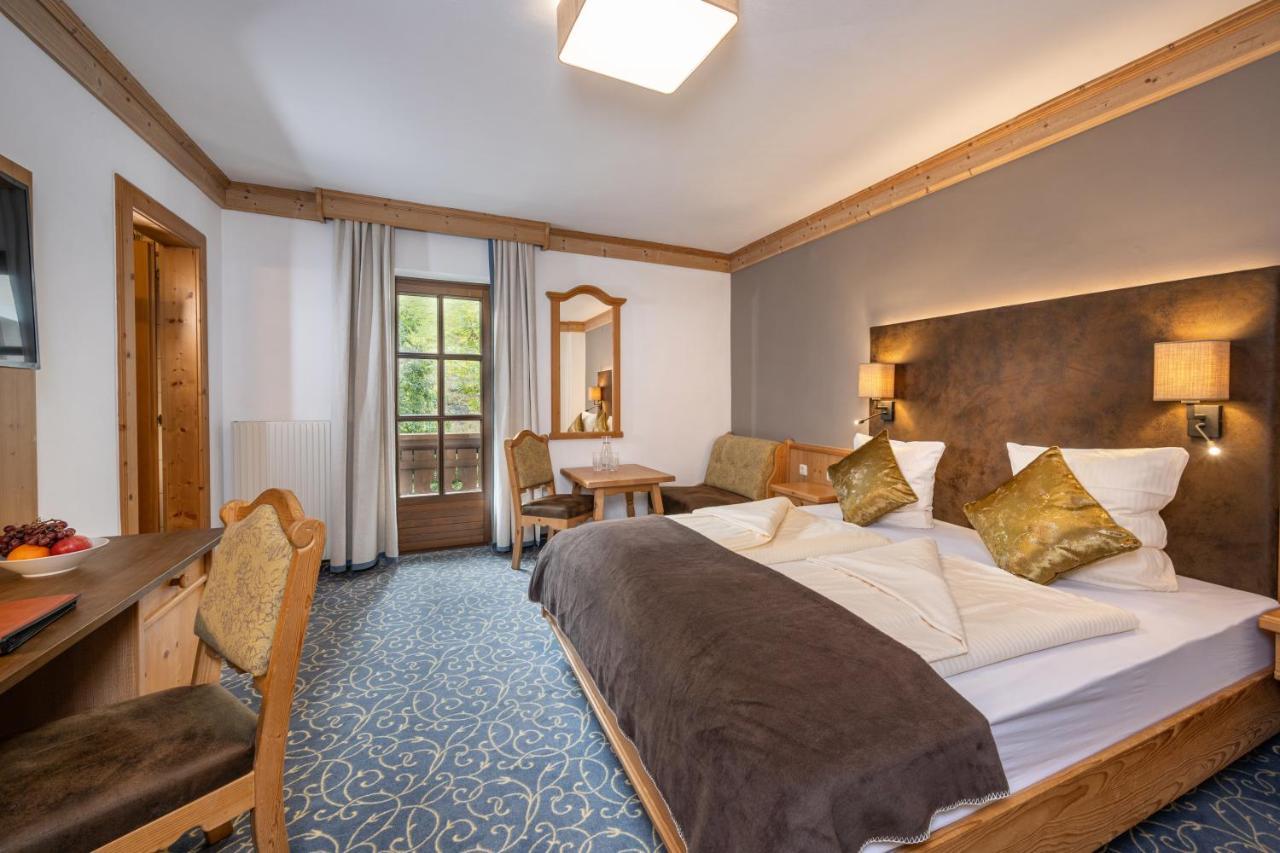 Naturhotel Huettenwirt Im Grossarltal Hüttschlag Exteriör bild